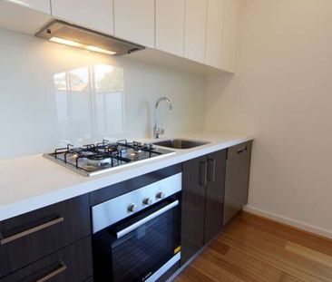 14/5 Murrumbeena Road, Murrumbeena VIC 3163 - Photo 5