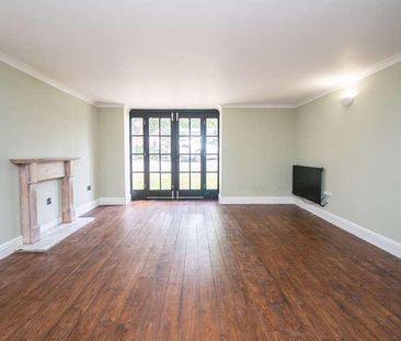 Spillers & Bakers, Cardiff, CF10 - Photo 2