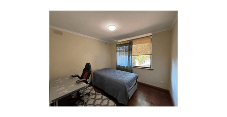 Fully Furnished 3-Bedroom 1-Bathroom Home for Rent in Campbelltown - Photo 5