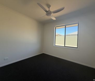 Brand New 4-Bedroom Family Home - Photo 3
