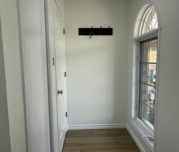 For Lease - 212 Country Club Drive, Guelph, Ontario - Photo 3