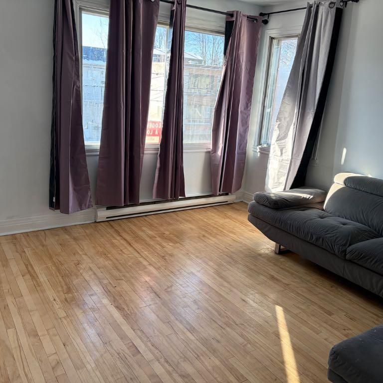 4 1/2 Laval , qc - Photo 1