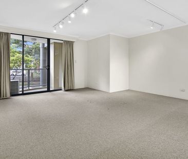 Oversized One Bedroom in St Leonards - Photo 6