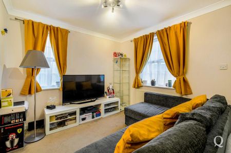 2 bedroom terraced house to rent - Photo 2