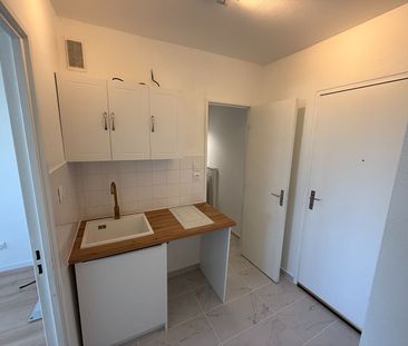 Location Appartement 1 pièce 21m² LINGOLSHEIM 67380 - Photo 1