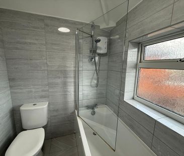 3 bedroom semi-detached house to rent - Photo 4