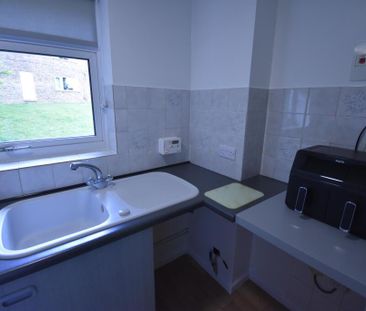 Studio to rent - Photo 4