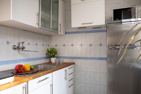 Zwierzolubna kawalerka do wynajęcia,os.Niedźwiadek - Zdjęcie 5