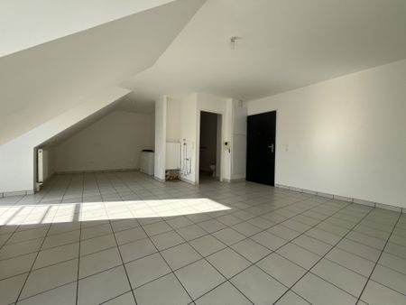 Location Appartement 1 pièce 39m² HONFLEUR 14600 - Photo 2