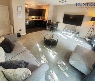 2 bedroom Flat To Let - Photo 1