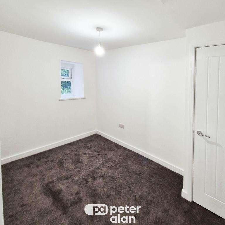Giants Grave Road, Briton Ferry, SA11 - Photo 1