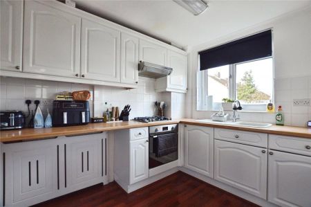 Harlow, Essex - Photo 2