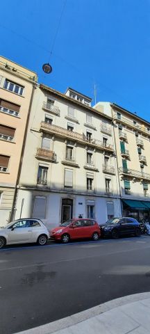 A saisir ! Charmant appartement à louer au coeur de Plainpalais ! - Foto 3
