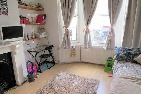 6 Bed Terraced House, Gladstone Place, BN2 - Photo 4