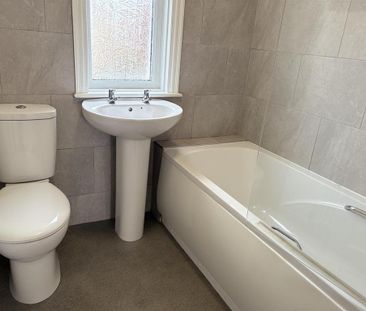 2 bedroom semi-detached house to rent - Photo 1