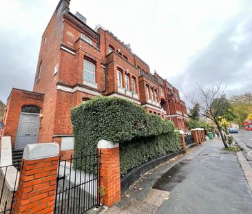 Flat to rent - Photo 1