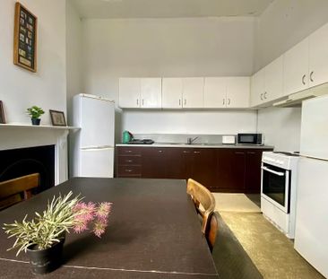 Carlton North - Photo 2