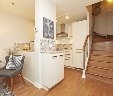 For Lease - 15 Beverley Street Unit# Th25, Toronto, Ontario - Photo 1