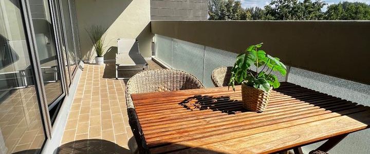 Möblierte 2-Zimmer-Wohnung mit Loggia & modernem Duschbad - Foto 1