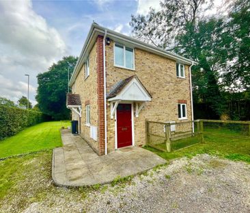 1 Bedroom Flat / Apartment - Winchester Road, Four Marks - Photo 2