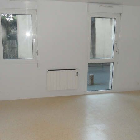 Studio Poitiers – Mégalithe – 25.77 m2 - Photo 1