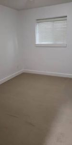 Spacious 2 Bedroom/1 Bath Basement Suite for Rent – All Utilities - Photo 3