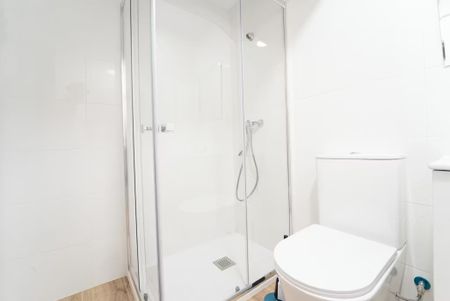 Calle de Manuel Maroto, Madrid, Community of Madrid 28053 - Photo 5