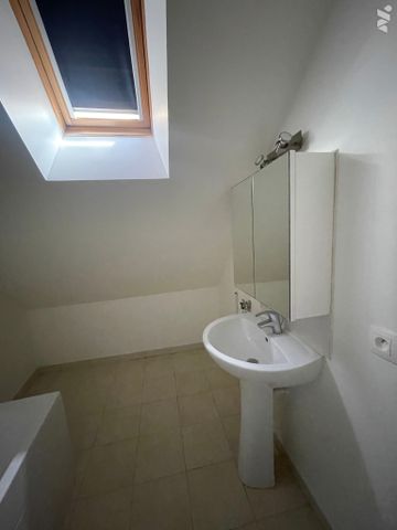 Un triplex situé à MARINES (95640), proche de toutes commodités. - Photo 4