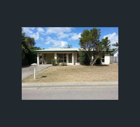 32 Derwent Cct, Kelso, Qld 4815 - Photo 5