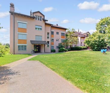Helle und grosszügige Wohnung an freundlicher Lage - Photo 4