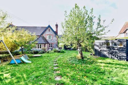 Coombe Terrace, Hambleden, RG9 - Photo 4