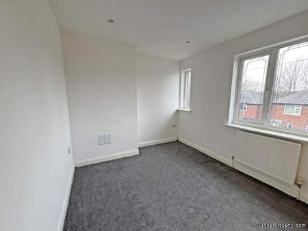 3 bedroom property to rent in Oldham - Photo 4