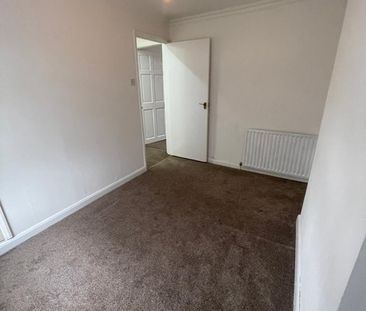 2 Bed Terraced House, Mitcham Road, CR0 - Photo 4