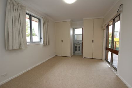 15 Meldrum Street, Weston ACT 2611 - House For Rent | Domain - Photo 2