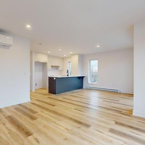 4½ à louer | 3 ÉLECTROMÉNAGERS | INTERNET | ASCENSEUR | RANGEMENT | 1er Février 2026 - Photo 2