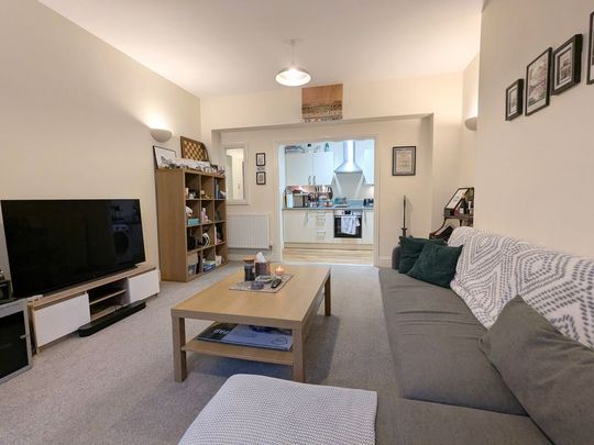 Brunswick Road, Gloucester - Photo 1