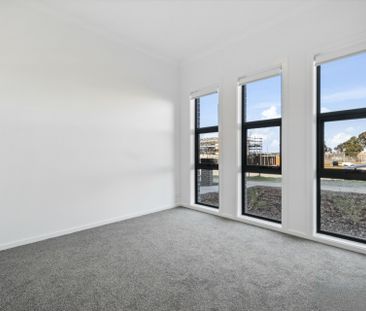 Brand New 4 Bedroom Townhouse - Photo 4