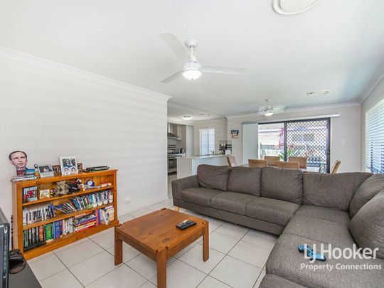 Modern 4-Bedroom Family Retreat in the Heart of North Lakes - Photo 1