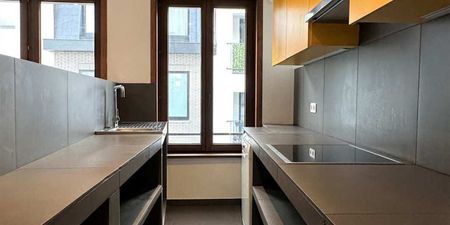 Appartement te huur in Antwerpen voor € 850 met 1 slaapkamer - Photo 3