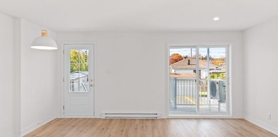 4 1/2 - CONDO NEUF ** 1 MOIS GRATUIT** - Photo 2