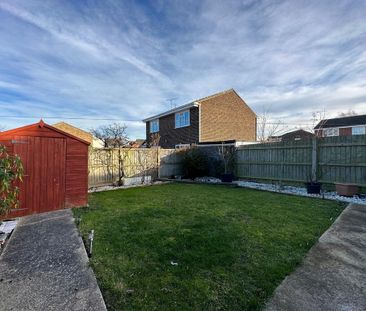 1 bedroom in a house share to rent - Photo 4