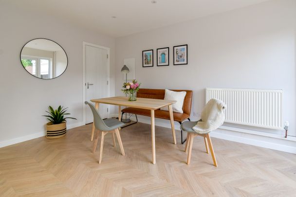 4 Bed Semi-Detached House, Lichen Green, CV4 - Photo 1