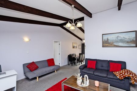 Super Central Living in Forth Street - Photo 2