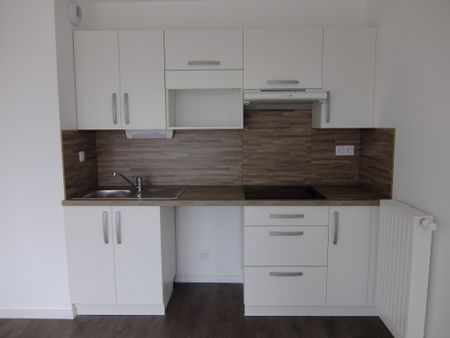 Location Appartement 3 pièces 63m² NANTES 44300 - Photo 3