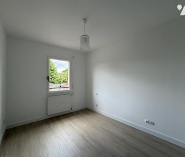 APPARTEMENT T3 AVEC GARAGE - ST GILLES CENTRE - Photo 2