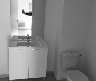 T2 AVEC TERRASSE+PARKING - Photo 1