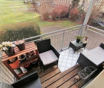 3-Raum-Wohnung, 2 Balkone, Einbauküche, (zukünftig) Stellplatz - Photo 4