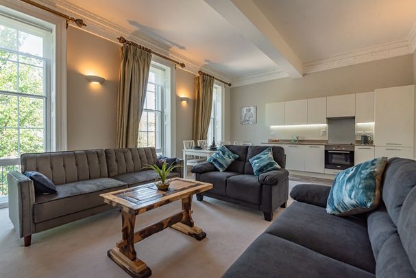 2 Bed Flat, London Road, RG1 - Photo 1