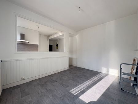 Location Appartement 2 pièces 36m² CLERMONT FERRAND 63000 - Photo 2