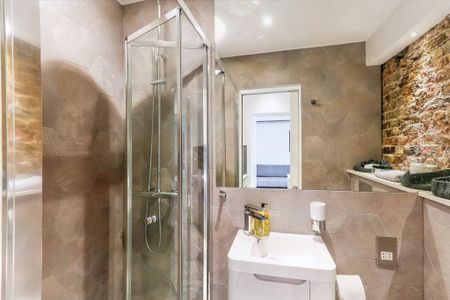 Studio to rent - Photo 5